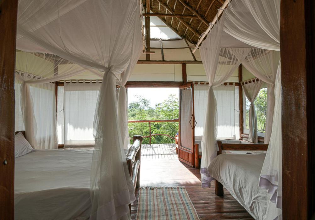 Kazinga Wilderness Safari Camp Hotel Касесе Екстериор снимка