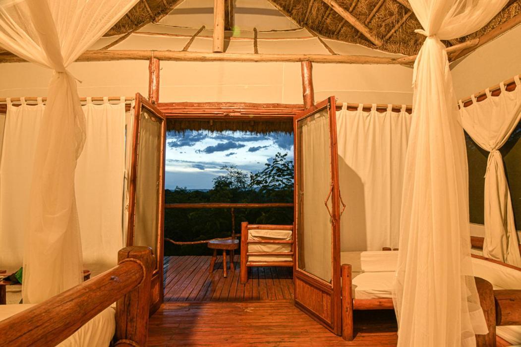 Kazinga Wilderness Safari Camp Hotel Касесе Екстериор снимка