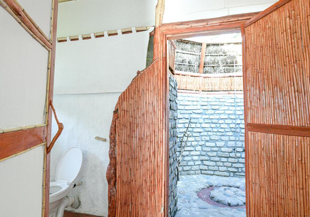 Kazinga Wilderness Safari Camp Hotel Касесе Екстериор снимка